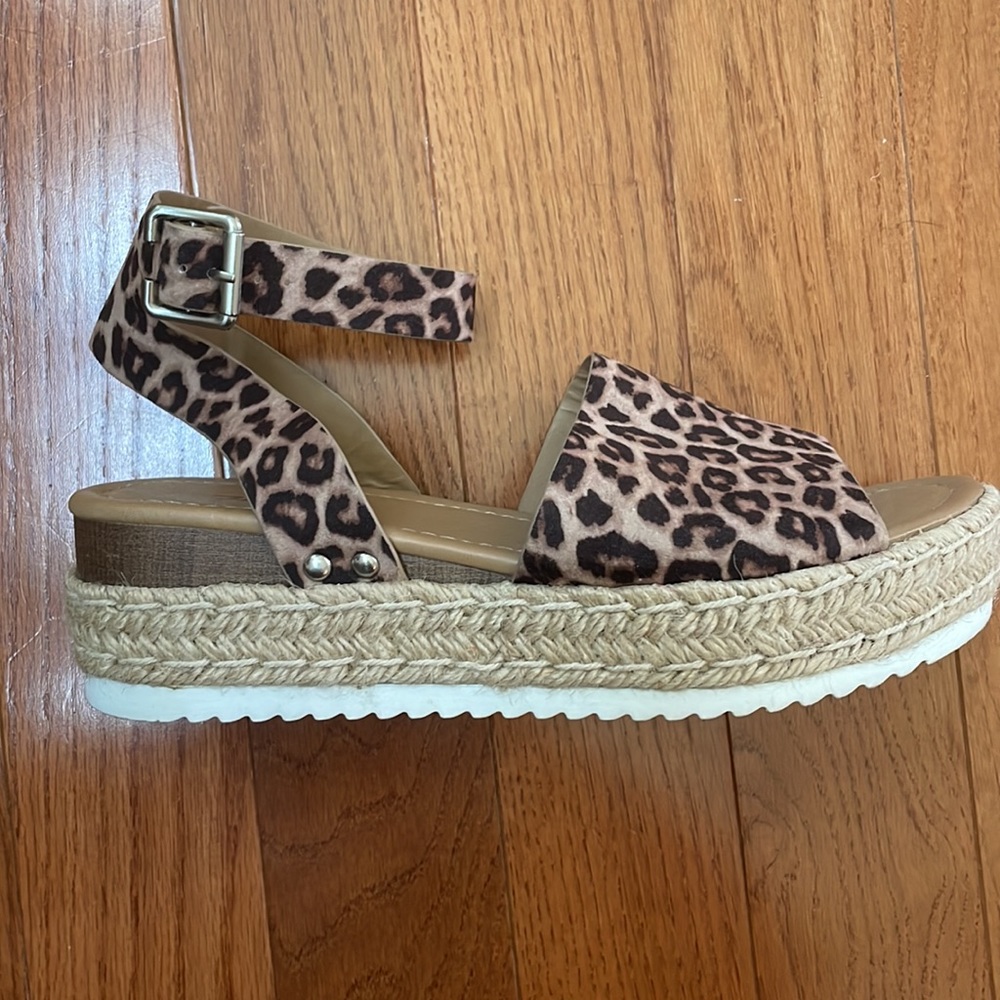 Leopard Print Sandals - Picture 2 of 5